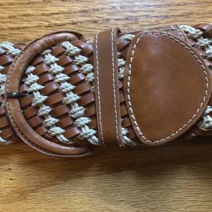 Omega Leather & Burlap M Belt; Classic Style; Excellent Condition; Great Quality